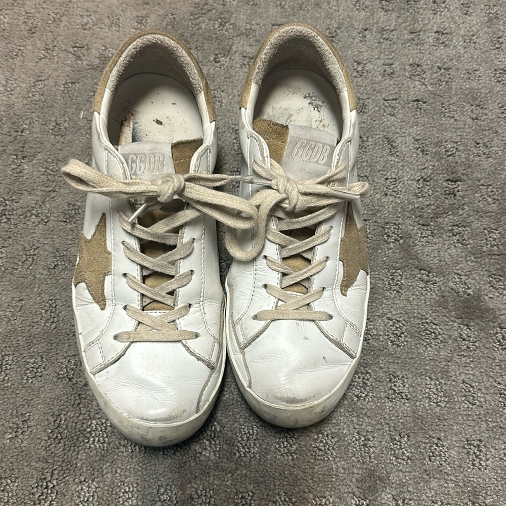 Golden goose superstar